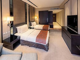 Grand Emperor Hotel