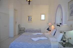 Melina Hotel
