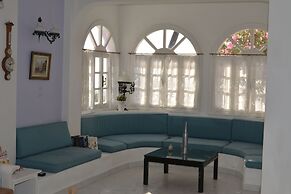 Melina Hotel