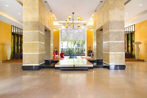 Urbana Langsuan Hotel