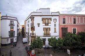 Petit Palace Santa Cruz