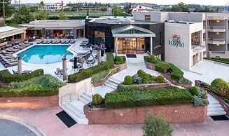 Royal Hotel