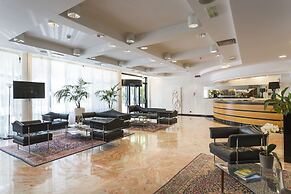 Astoria Suite Hotel