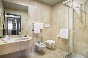 Astoria Suite Hotel