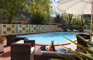 Astoria Suite Hotel