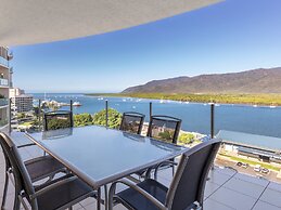Piermonde Apartments - Cairns