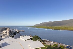 Piermonde Apartments - Cairns
