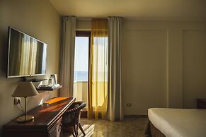 Hotel Ara Solis