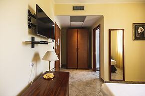 Hotel Ara Solis