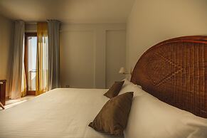 Hotel Ara Solis