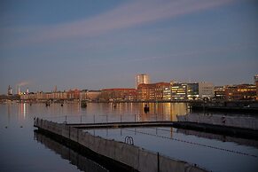 Copenhagen Island Hotel