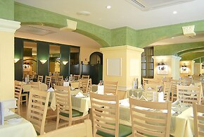 Hotel Santana