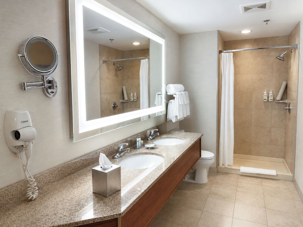 Deerfoot Inn & Casino