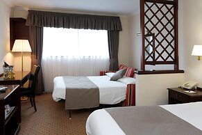 The Oaks Hotel