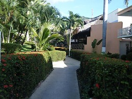 El Tropicano