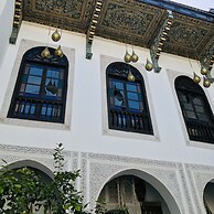 Riad Maison Bleue And Spa
