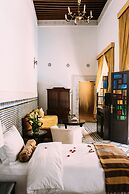 Riad Maison Bleue And Spa