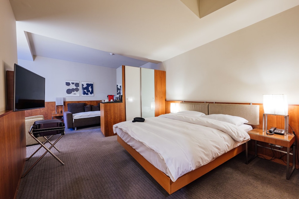 PeakTure Hotel Bucharest