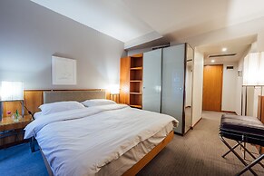 PeakTure Hotel Bucharest