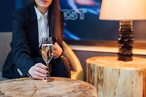 PeakTure Hotel Bucharest