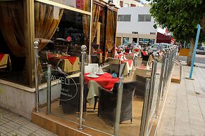 New Farah Hotel