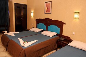 New Farah Hotel