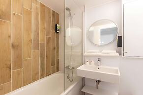 Sure Hotel by Best Western Plaisir
