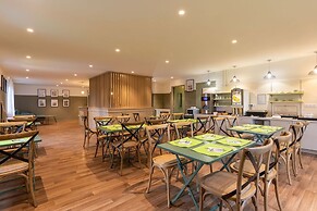 Sure Hotel by Best Western Plaisir