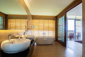 Sandy Beach Non Nuoc Resort