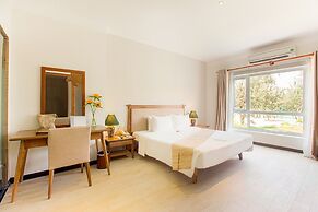 Sandy Beach Non Nuoc Resort