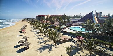Sandy Beach Non Nuoc Resort