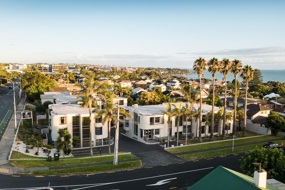 Carnmore Hotel Takapuna