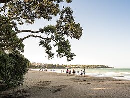Carnmore Hotel Takapuna