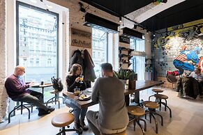 Numa Prague Root