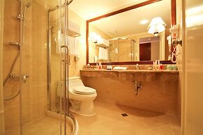 Grand Boss Hotel