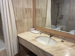 Chuto Plaza Hotel