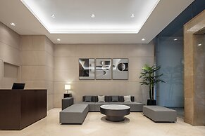 Lakeshore Hotel Metropolis