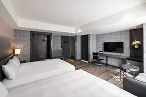 Lakeshore Hotel Metropolis