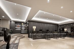 Lakeshore Hotel Metropolis
