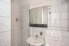 Relax Hotel & SPA Stuttgart