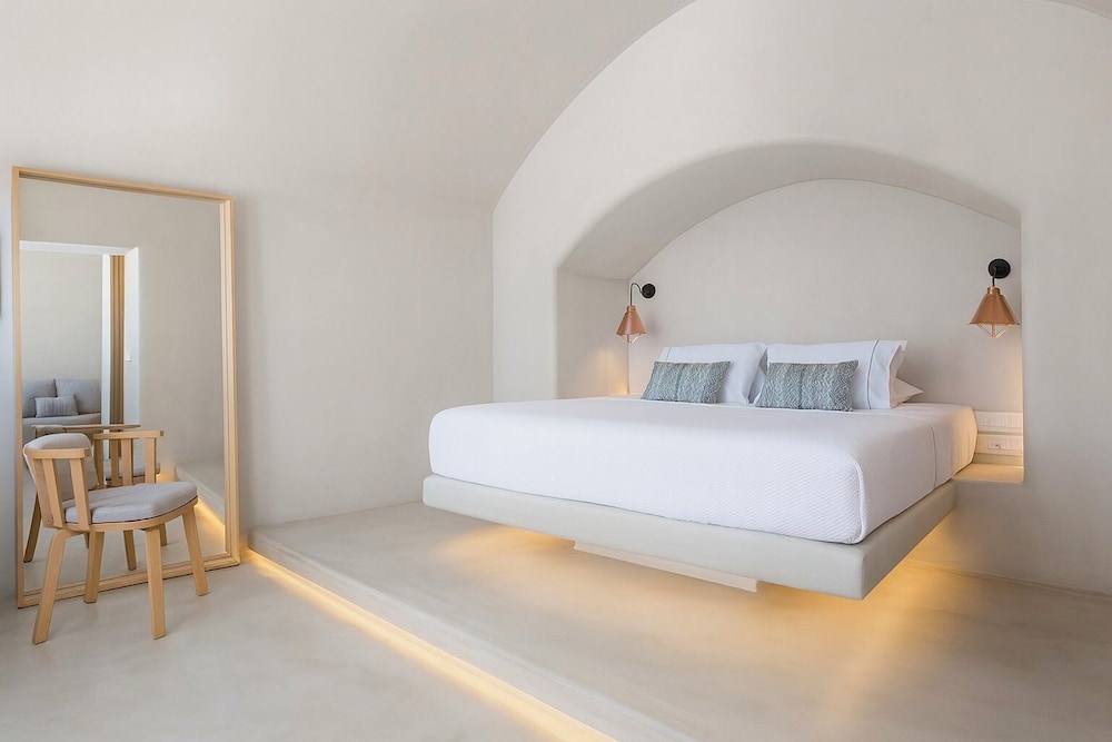 Chic Hotel Santorini
