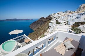 Chic Hotel Santorini