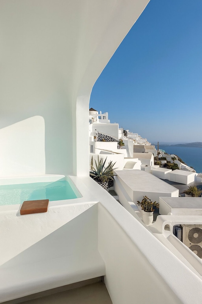 Chic Hotel Santorini