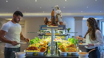Azka Hotel