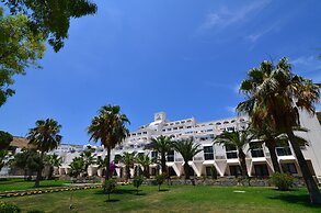 Azka Hotel