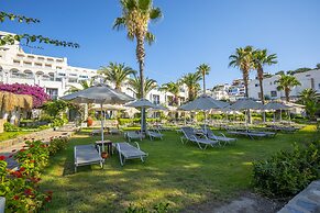 Azka Hotel