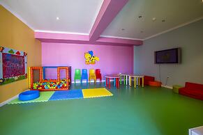 Azka Hotel