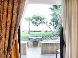 Azka Hotel