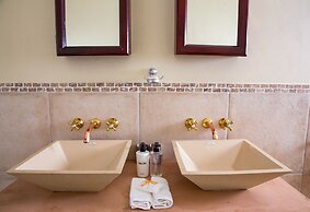Summit Place Guest House