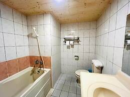 Yawan Spa Hotel